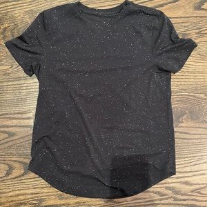 Lululemon women’s small black t-shirt.